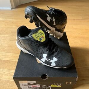 Under Armor MLB Switch Low Jr